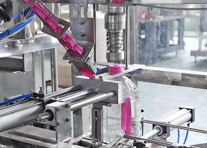 大瓶水灌裝機設備 大瓶水灌裝機設備